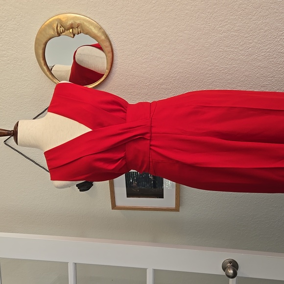 CLUB MONACO Tie Back V-Neck Jumpsuit in Tomato Red, Size 8 (NWT) - Picture 12 of 13